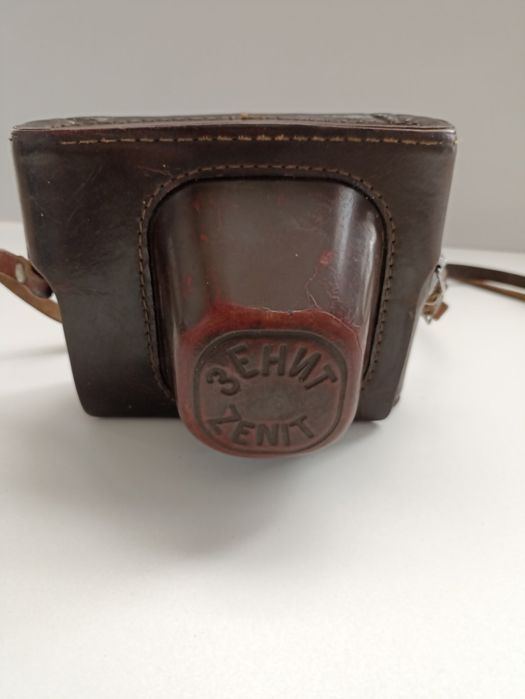 Фотоаппарат "Зенит -Е" + объектив "Индустар-50-2 3,5/50"