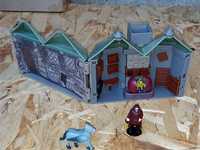 Zabawka Rozkładany domek z figurkami z bajki Harry Potter