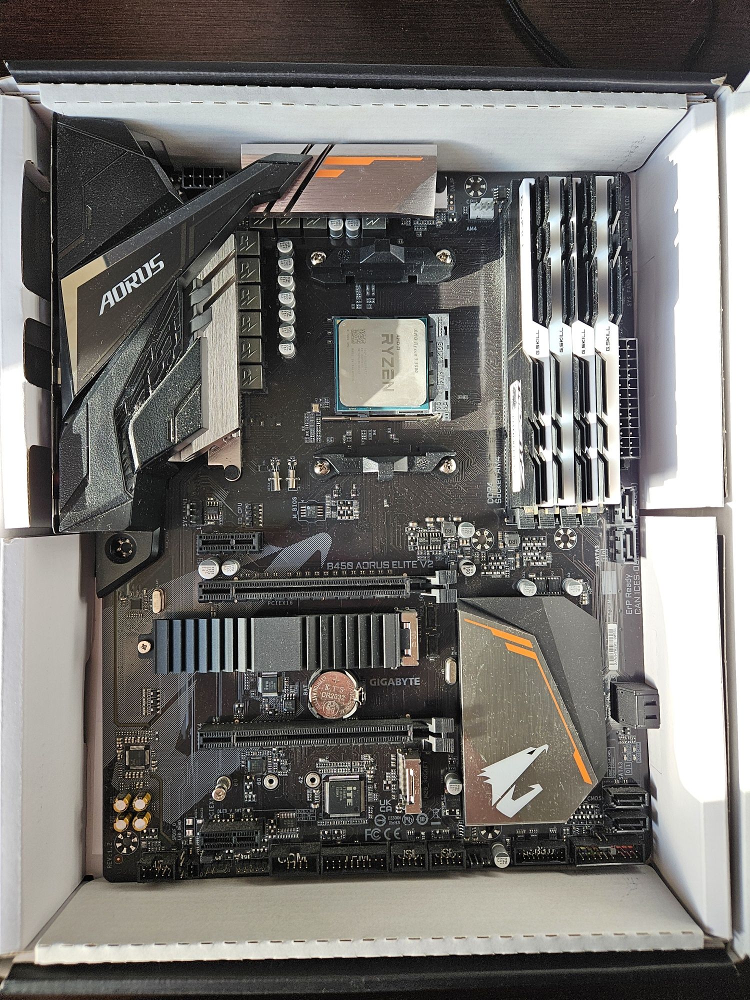 Ryzen 5500, B450 Aorus Elite V2, 32GB DDR4 3200MHz Trident Z