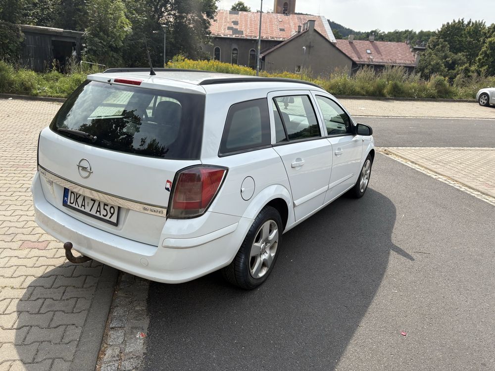 Astra 1.9cdti b. Dobry stan klima