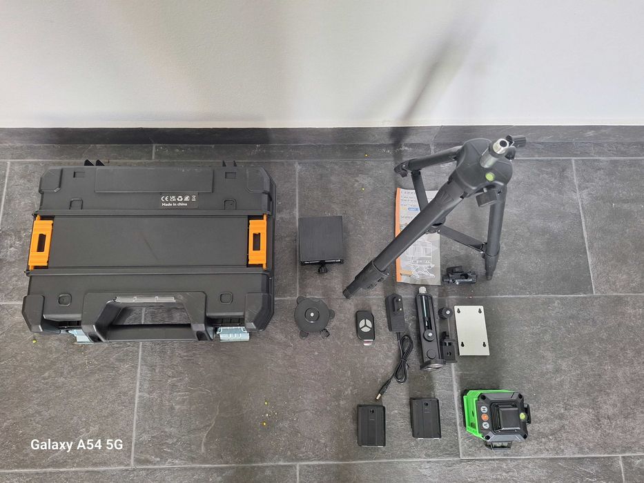 Nível laser 16 linhas + tripé 2 baterias Autonivelante NOVO