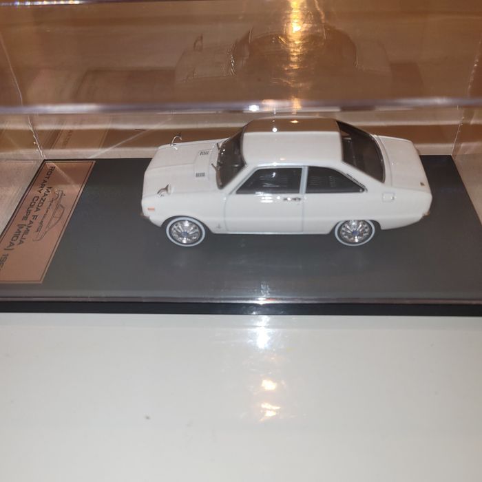 Carro miniatura Mazda