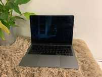 MacBook Air 2019 8GB