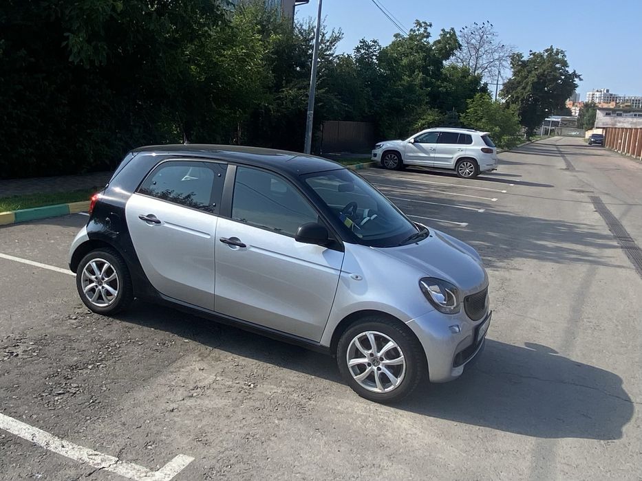 Продам Smart ForFour 2017 модельный год в отличном состоянии!
