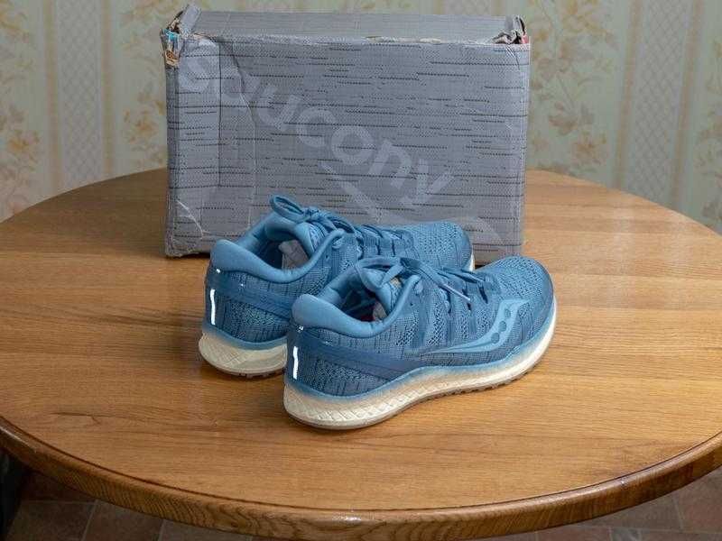 Оригінал! Жіночі бігові кросівки Saucony Freedom ISO 2 . Оригинал