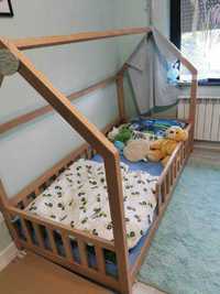 Łóżko dziecięce domek