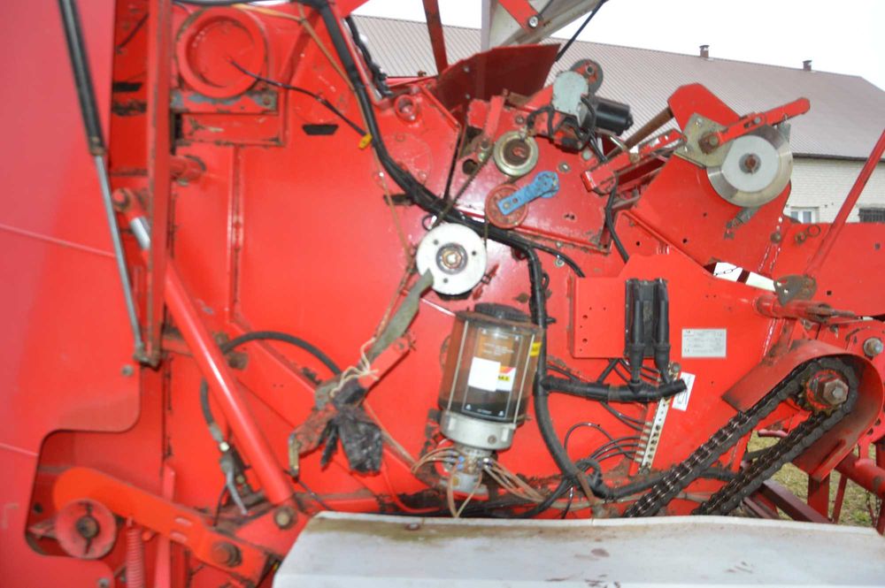 prasa claas rolland 255 welger