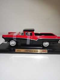 Ford Ranchero 1957 1:18 Road Signature