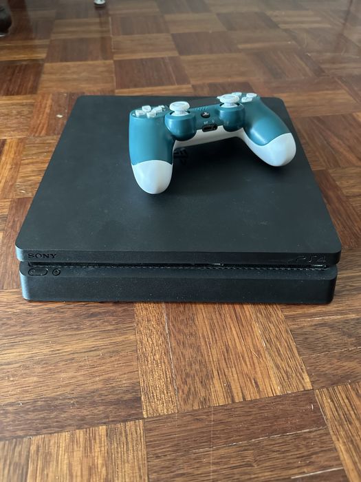 Playstation com comando