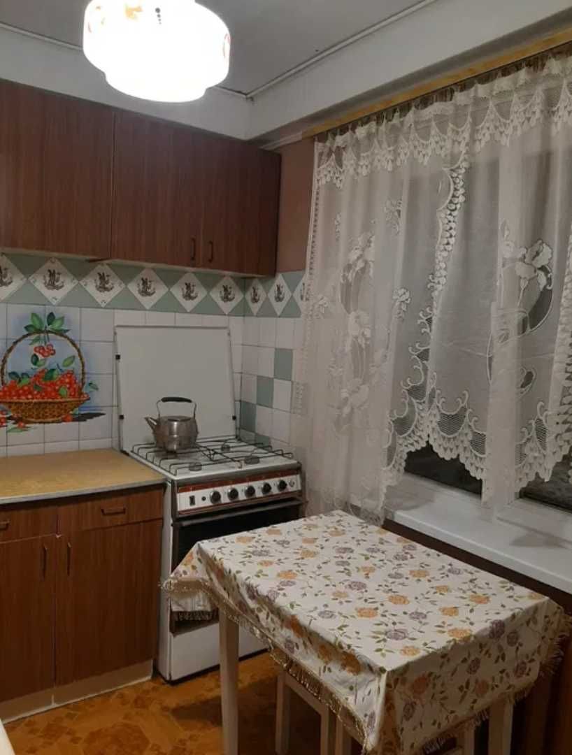 Продается 2-х комн. квартира по ул. Комарова