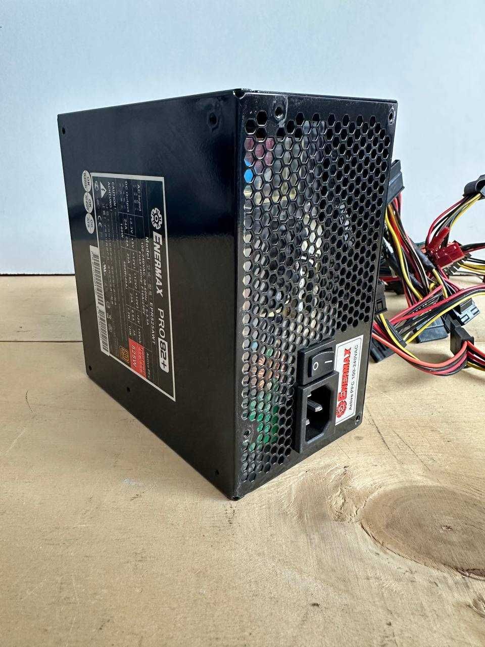 Блок живлення Enermax PRO82+ /  525W / EPR525AWT/ 80 plus bronze