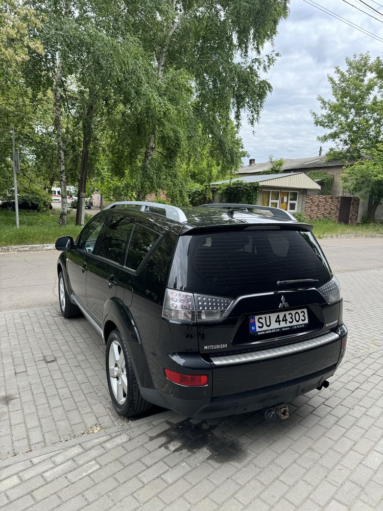 Mitsubishi Outlander 2008 2,0tdi мкпп6 4х4 в отличном состояние