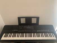 Teclado Yamaha PSR ew410 + suporte