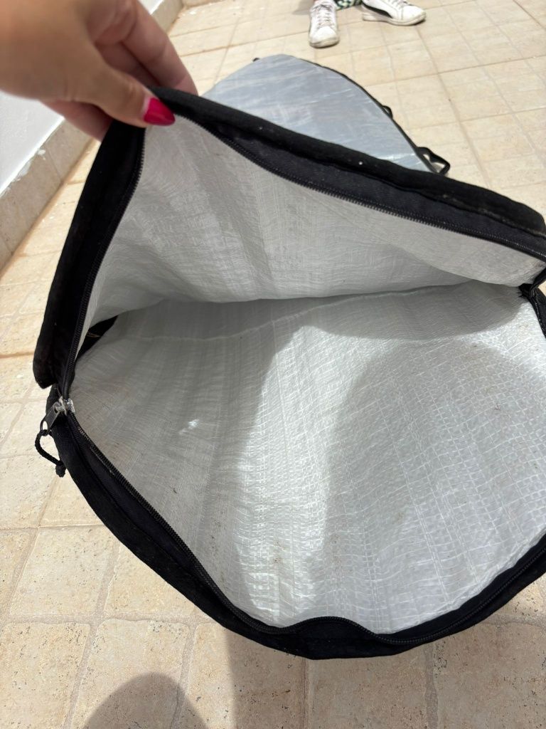 Prancha Surf 5'11" com Capas