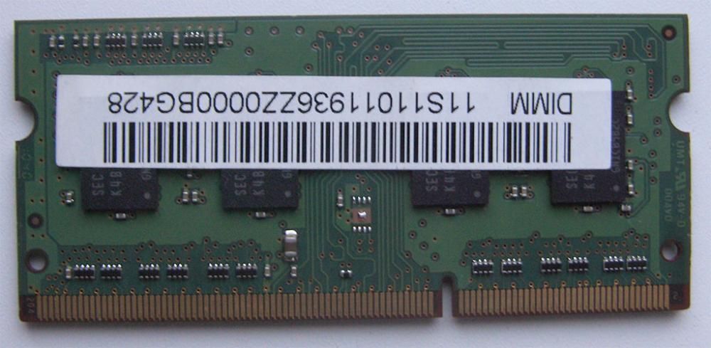 Модуль памяти Samsung SO-DIMM DDR3 10600 1GB для ноутбука