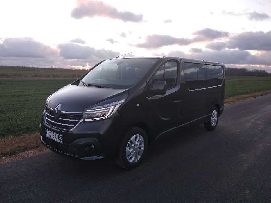 Wynajem Busa 9 Osobowego  Renault Trafic 2019r