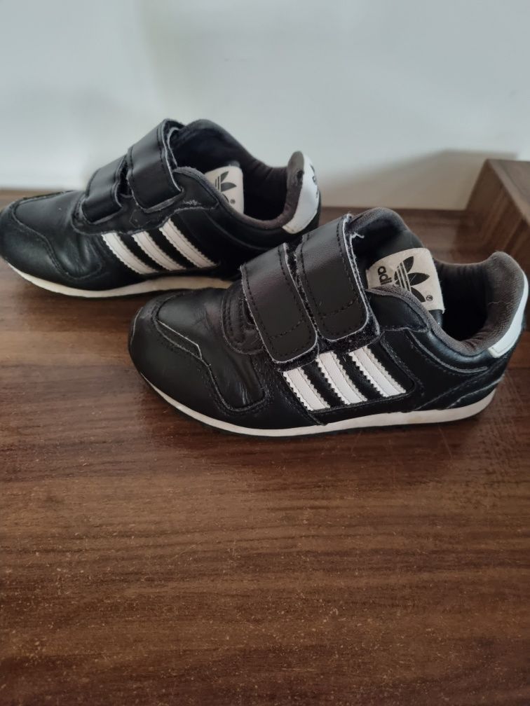 Adidasy Adidas ,rozmiar  25, wkładka 14,5cm