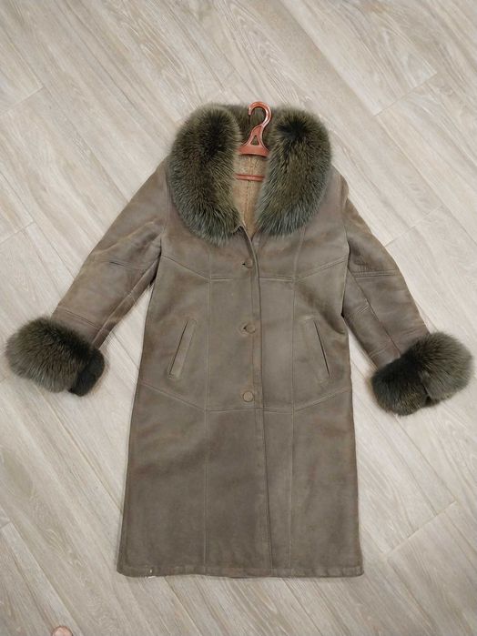 Продам жіночу вживану дублянку
