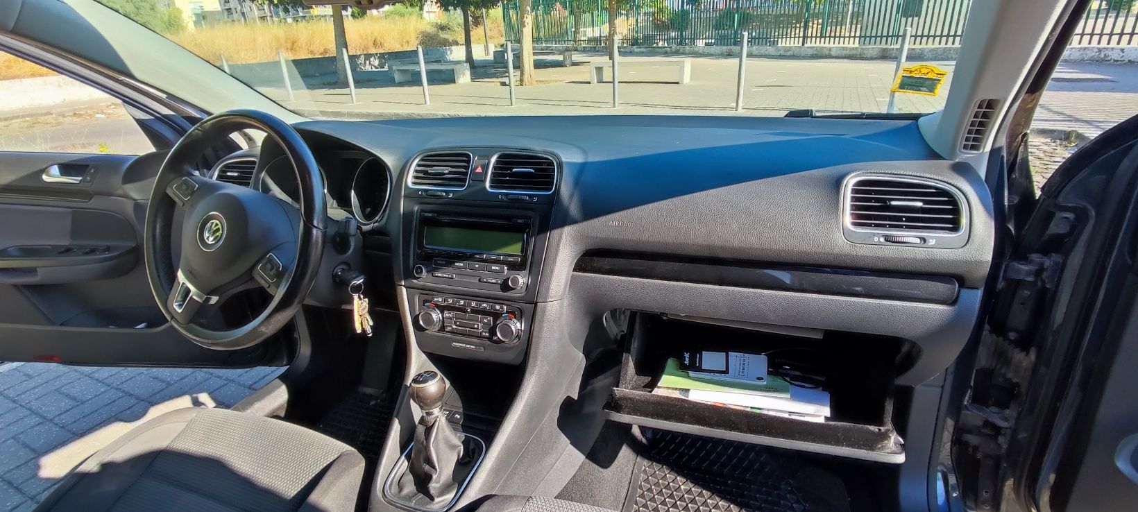 ÓPTIMO ESTADO - VW Golf Variant Confortline 1.6 TDi
