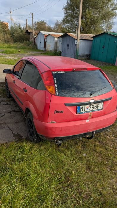 Ford focus 1 1.6 бензин, автомат!