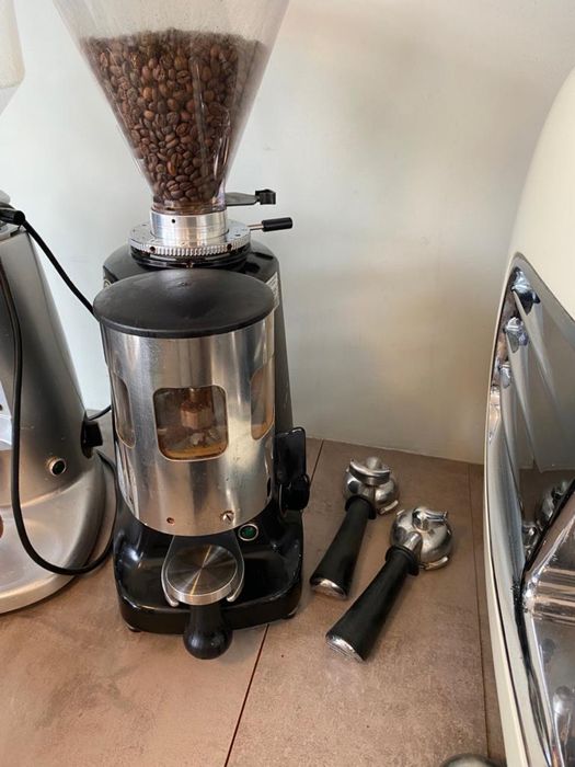 Ekspres Astoria Gloria SAE1 i młynek Mazzer Super Jolly