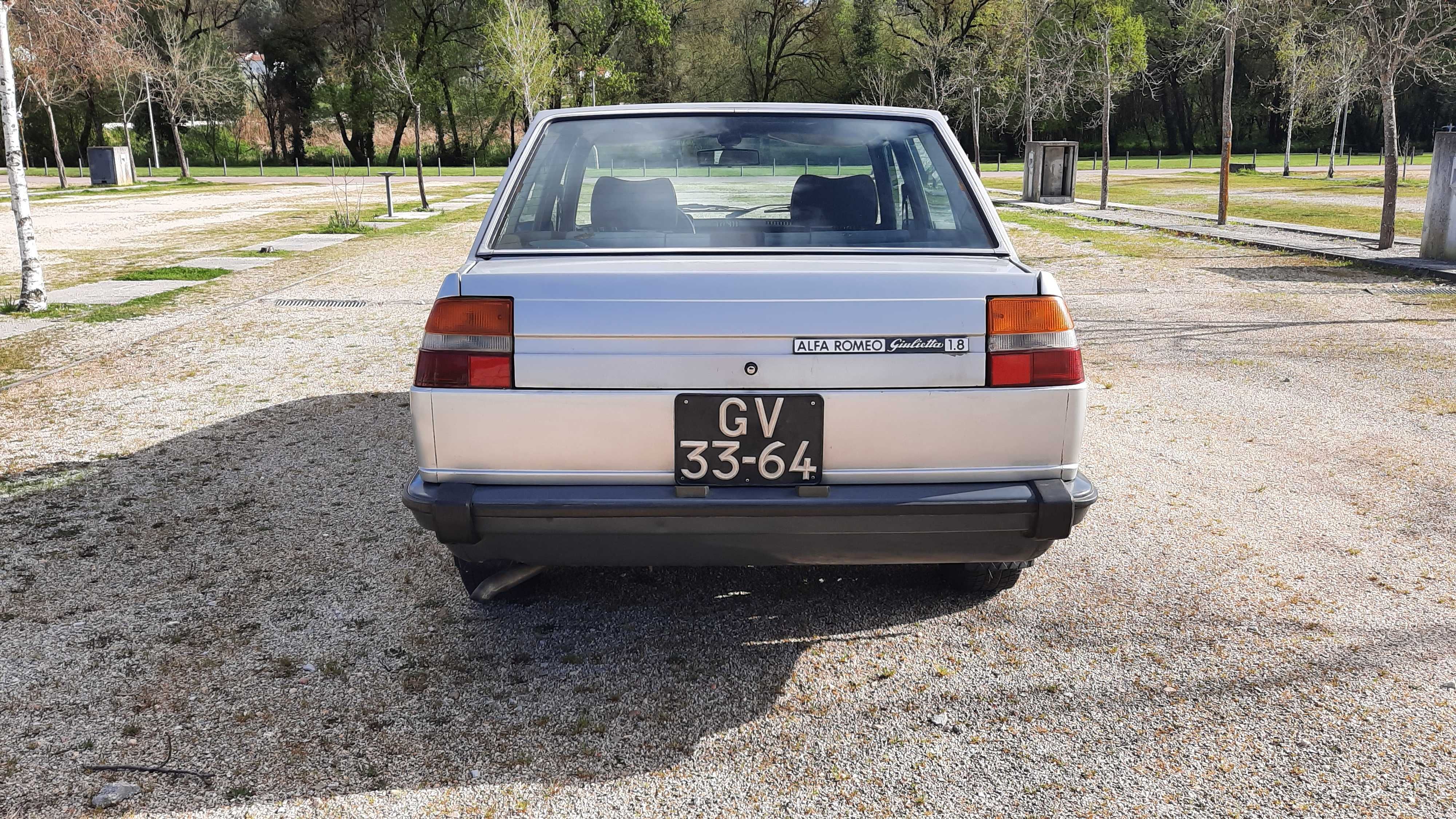 Alfa Romeo Giulietta - 1800 cc - ano 1981