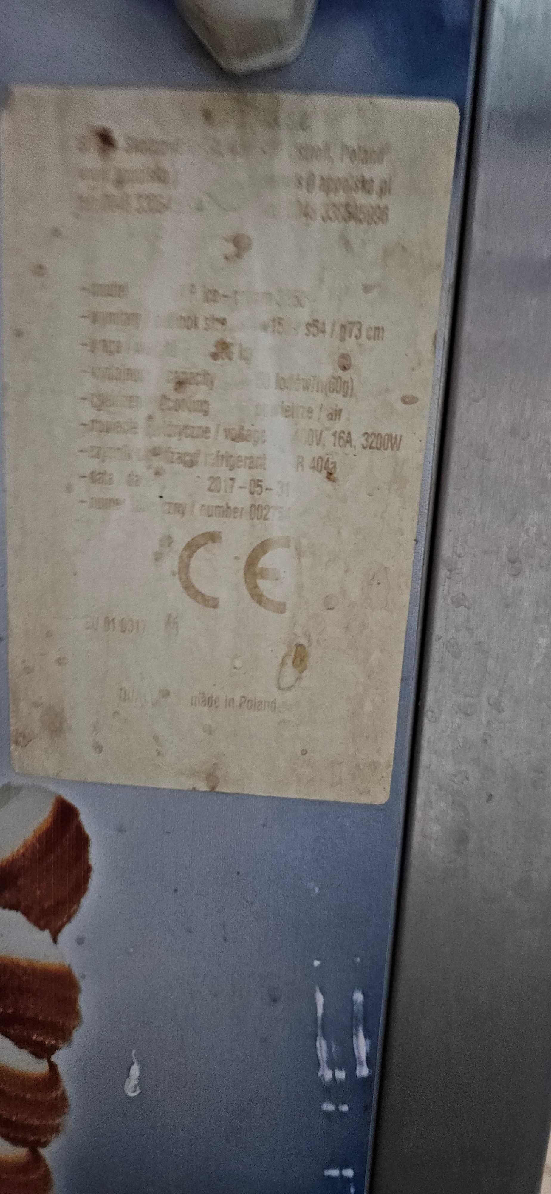 Sprzedam automat do lodów świderków amerykańskich.