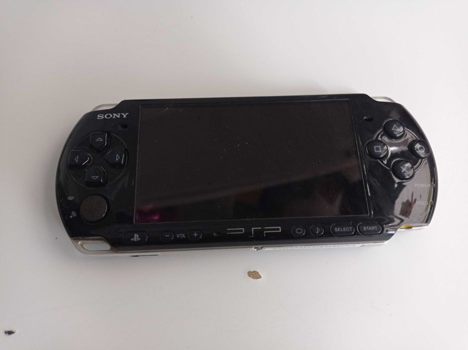 PSP 3004 "chipada" com adaptador micro sd