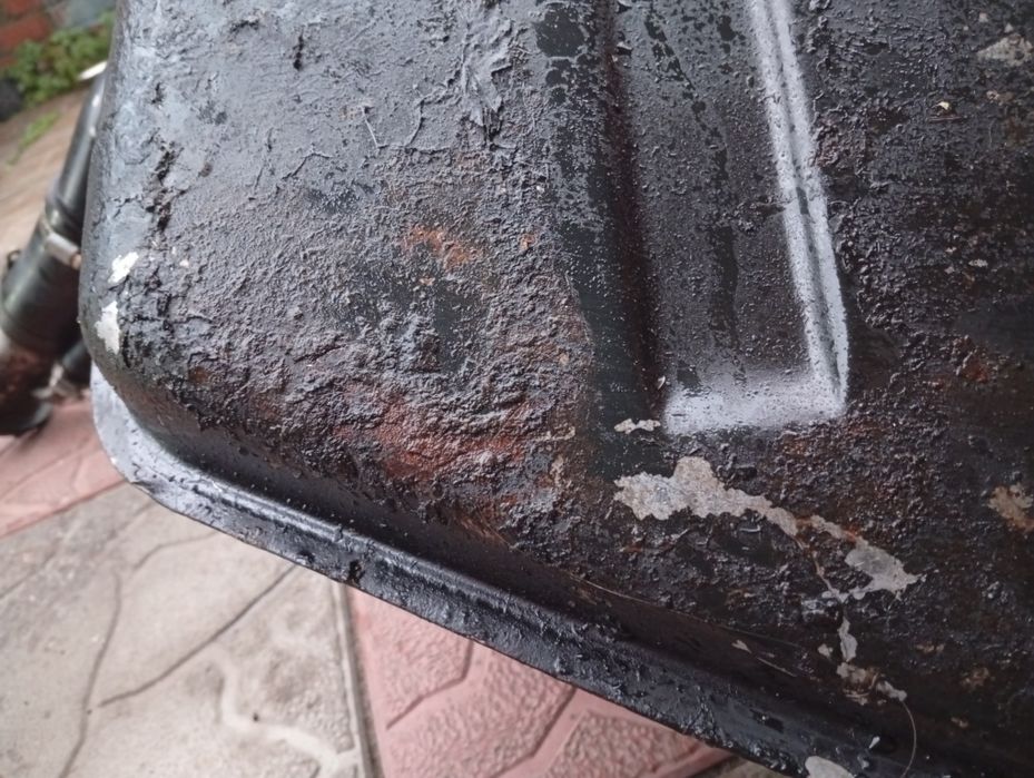 Бак ваз 2121. Бак для бензину.