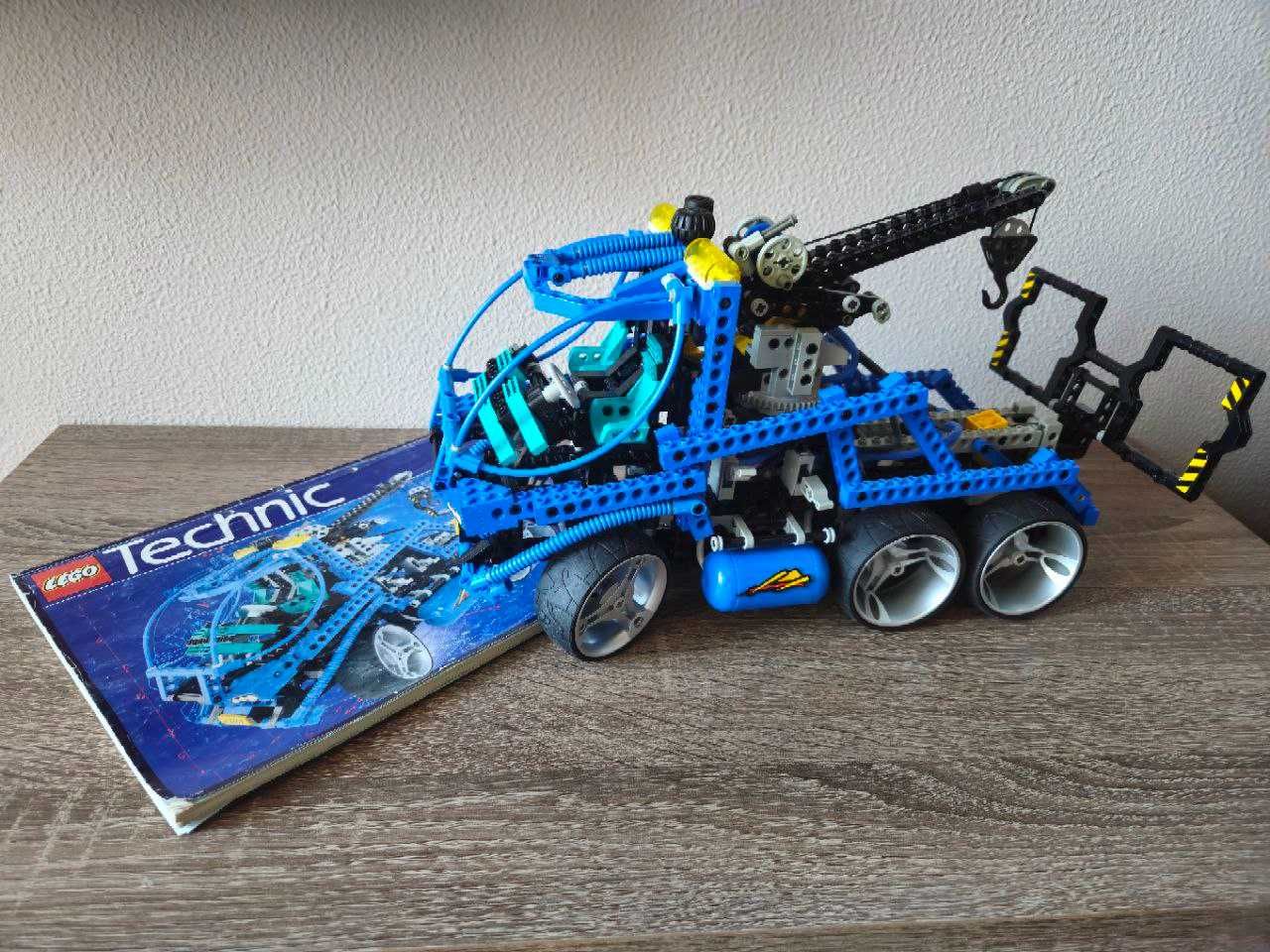 Власний Б/В конструктор LEGO Technic 8462 Super Tow Truck - 1998 рік!
