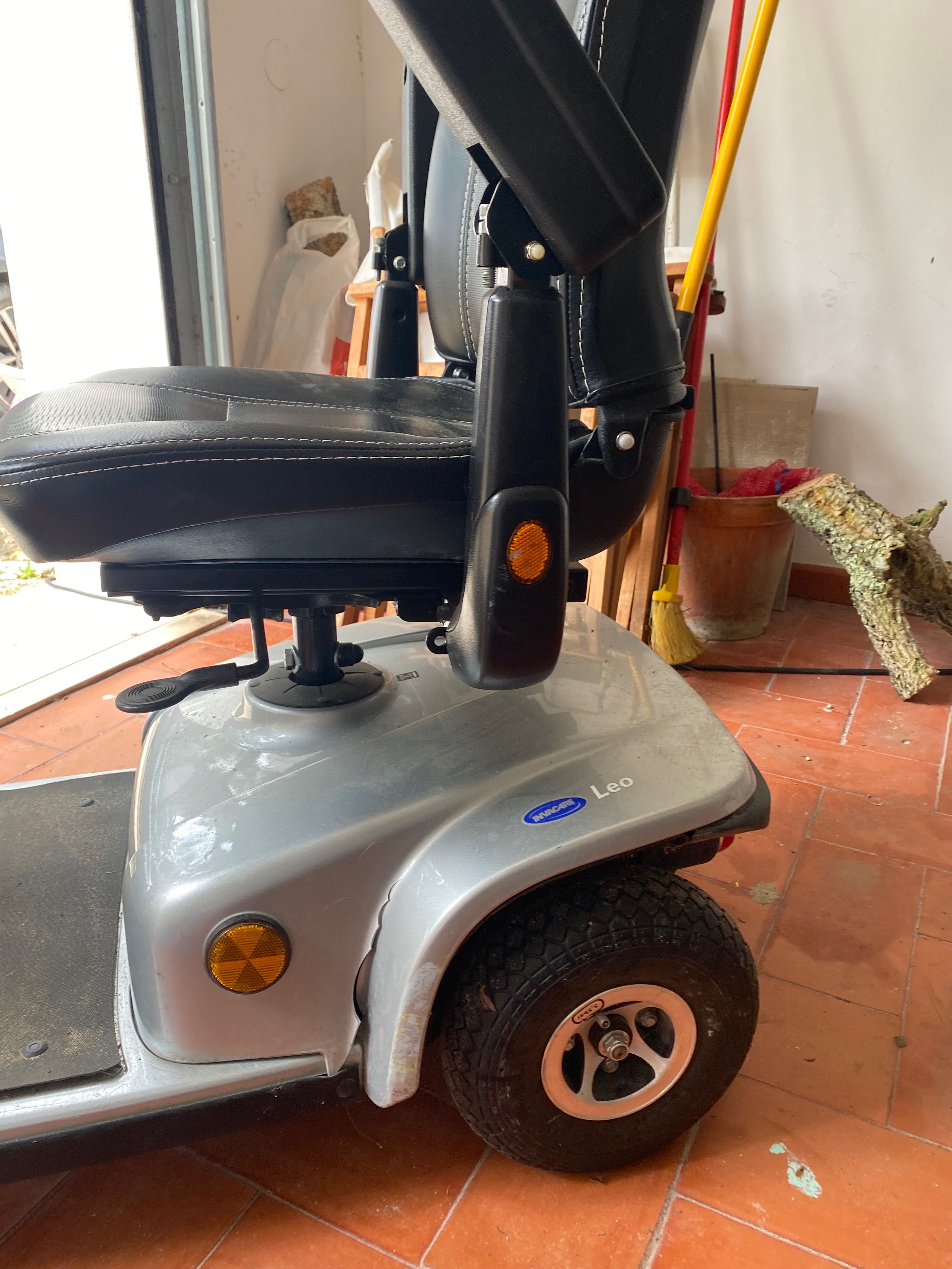 Scotter Leo invacare
