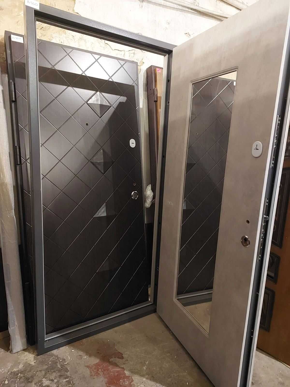 Нові та бу вхідні двері металеві двері металлические входные двери