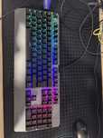 Teclado Qilive/ Rato hyperx Pulse fire, usados no maximo 5 vezes
