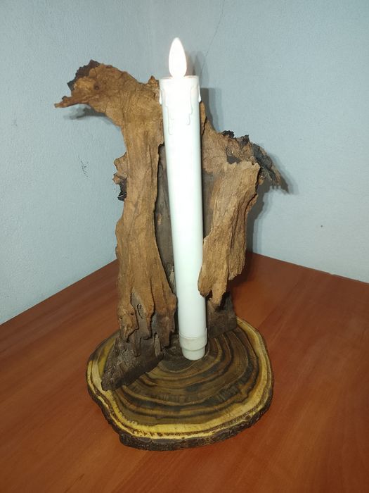 Світильник з дерева дизайнерський