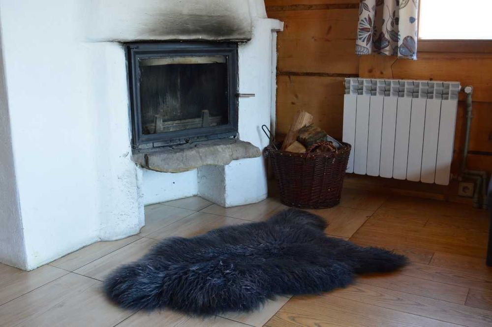 Skóra Owcza Grafitowa Długi Kręcony Włos PRODUCENT