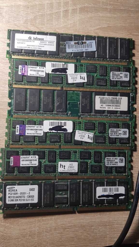 Kości RAM DDR. Różne z demontażu