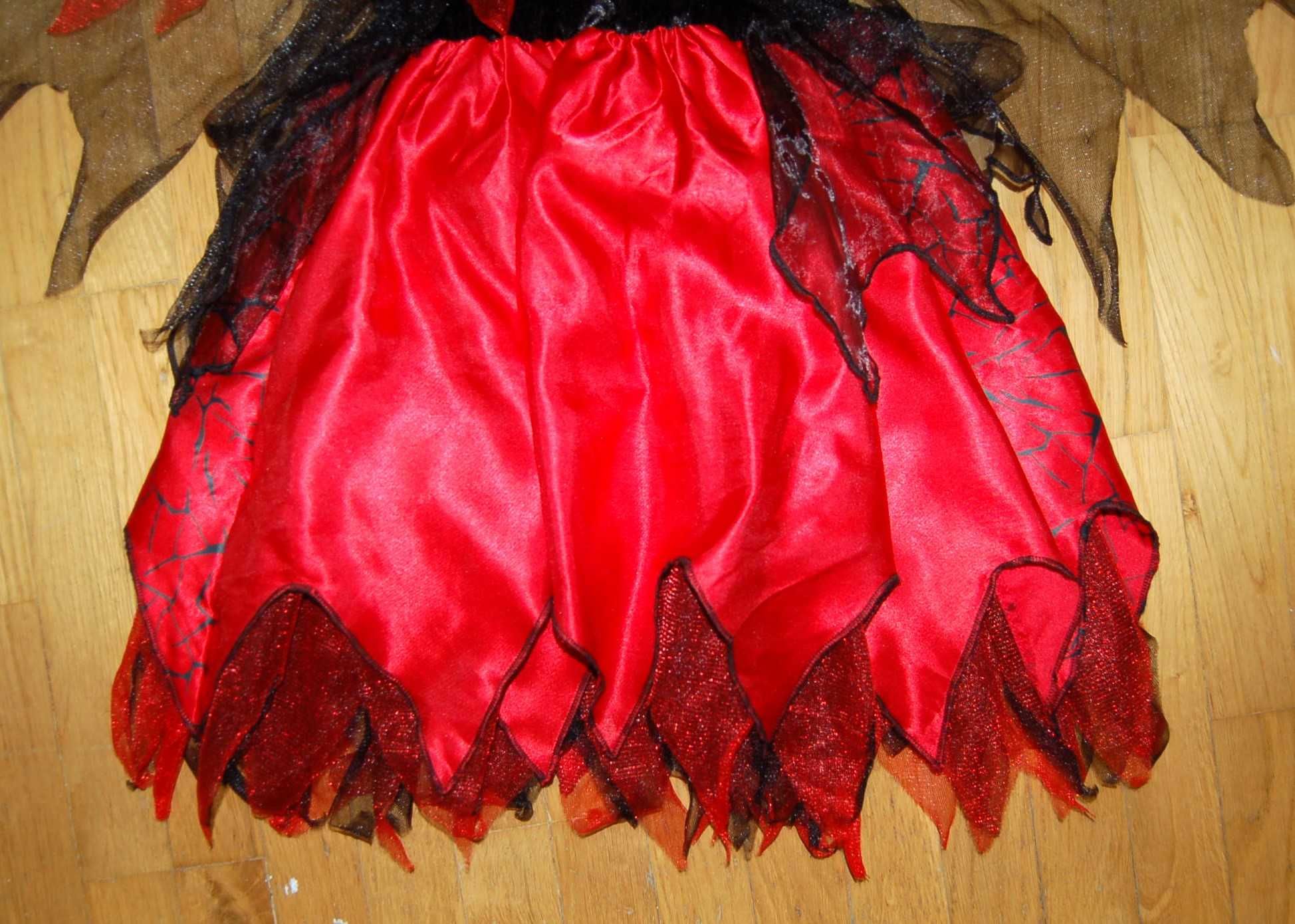 strój karnawałowy Diablica Czarownica 5-6 lat 110-116 cm