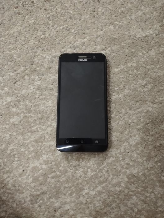 Телефон модель ASUS X00BD візуально як новий, батарея до заміни АСУС