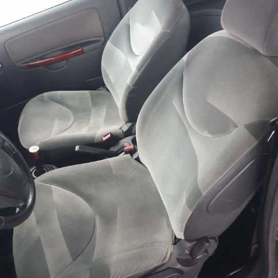 Citroen C2 1.4 hdi kolor czarny kod lakieru EXYB na części