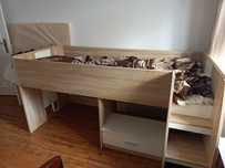 Cama com resguardo