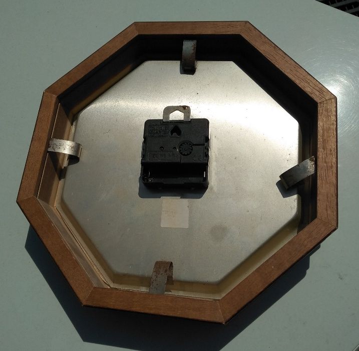 Relógio de parede da marca Salter