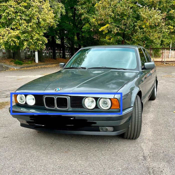 Птица и решетки фар BMW E34 дорестайл