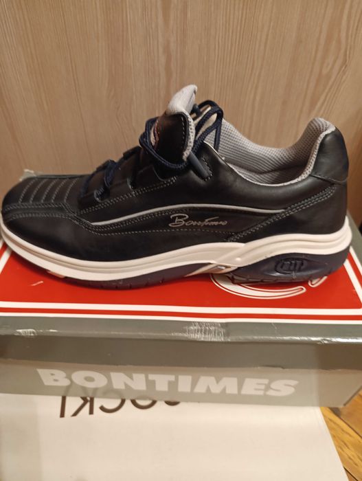 Кросівки Bontimes