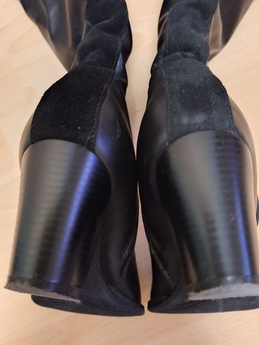 Жіночі,  зимові чоботи.