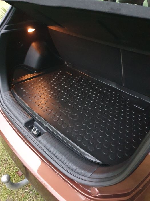 Hyundai ix20 1.4 iX 20 benzyna, jasne wnętrze, piękny kolor.