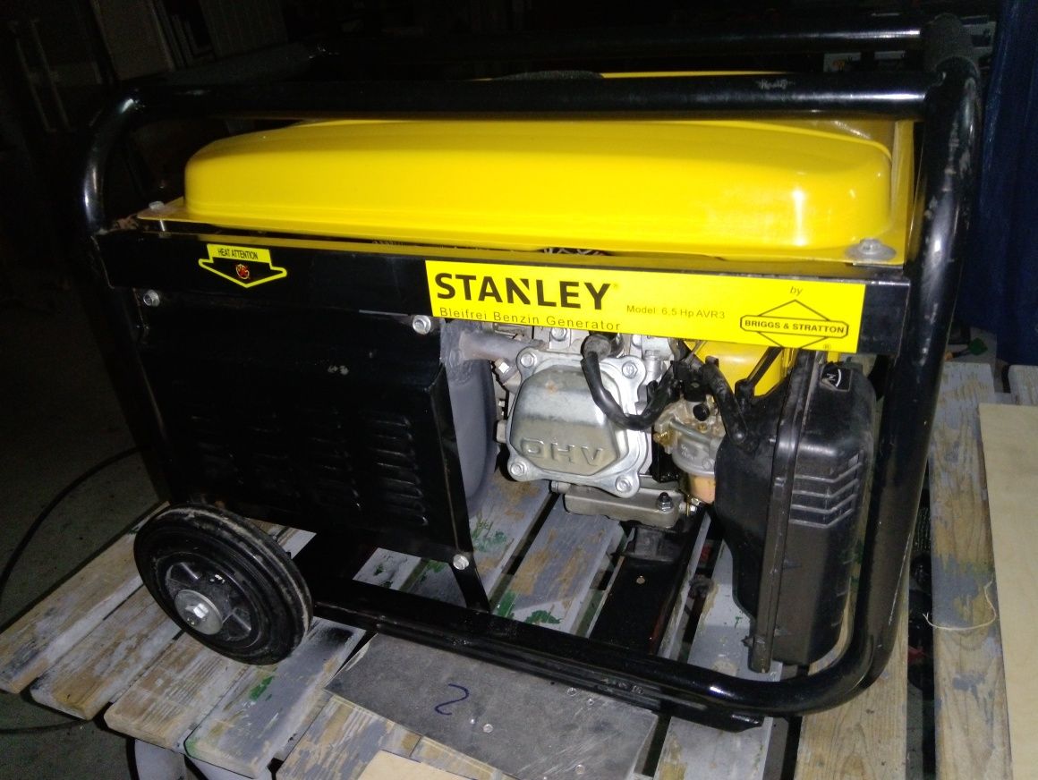 generator prądu 3 fazowy 4500 W ciągłego stabilizacja AVR miedz