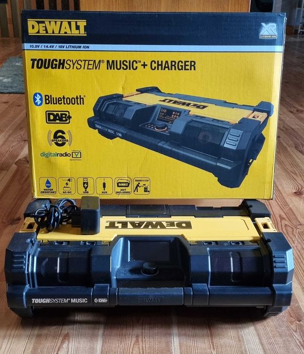 Radio DeWALT DWST1-75659
