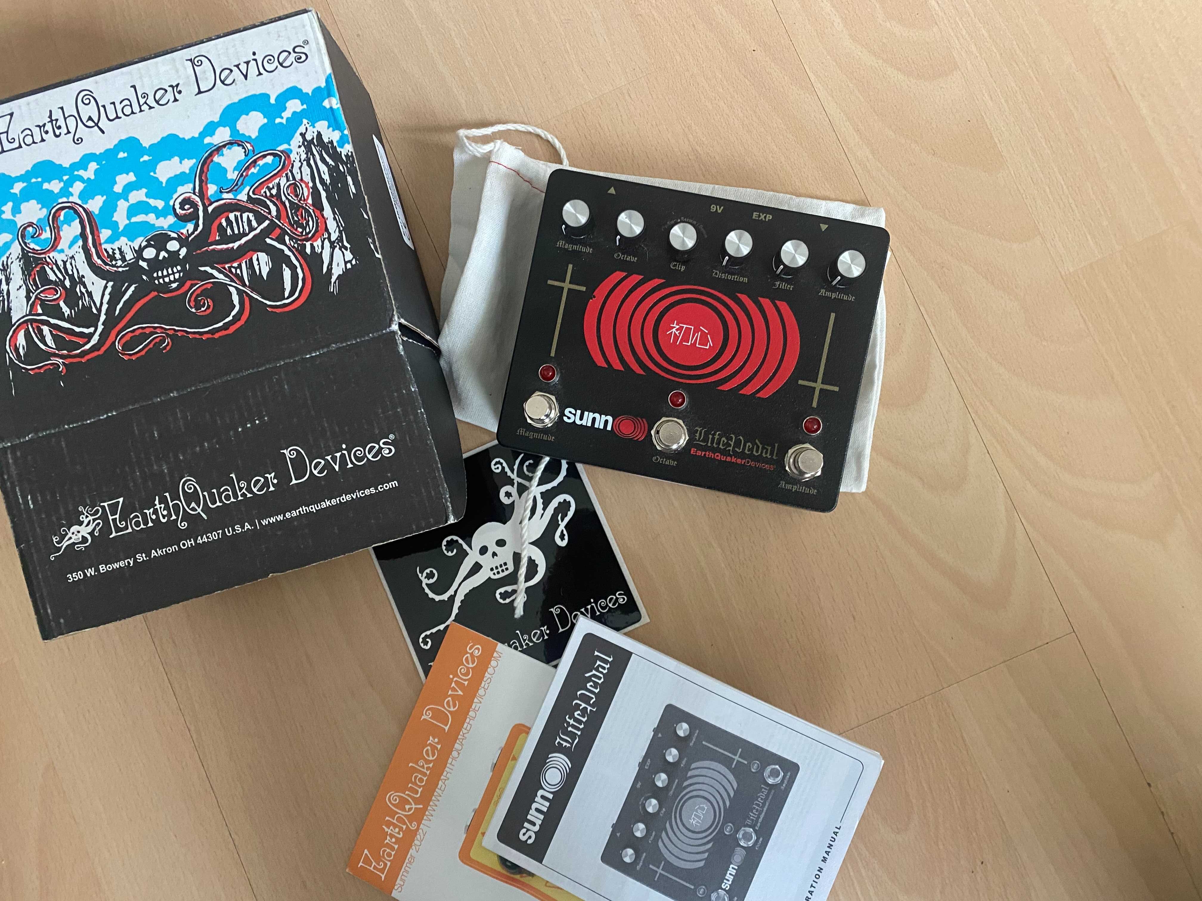 EarthQuaker Devices Sunn O))) Life Pedal Octave Distortion  Booster V3