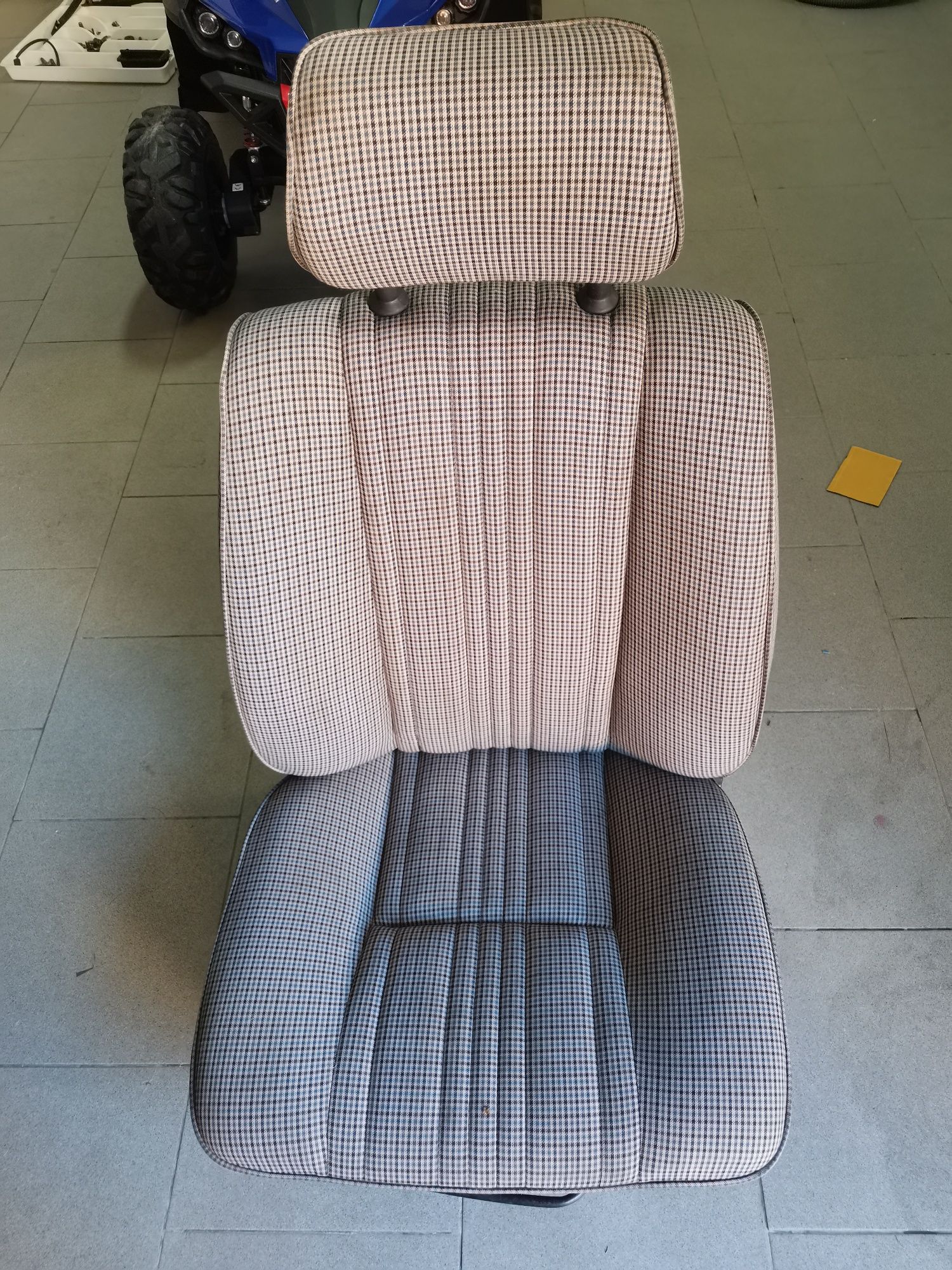 Material alfa romeo 33 1ª série (905)