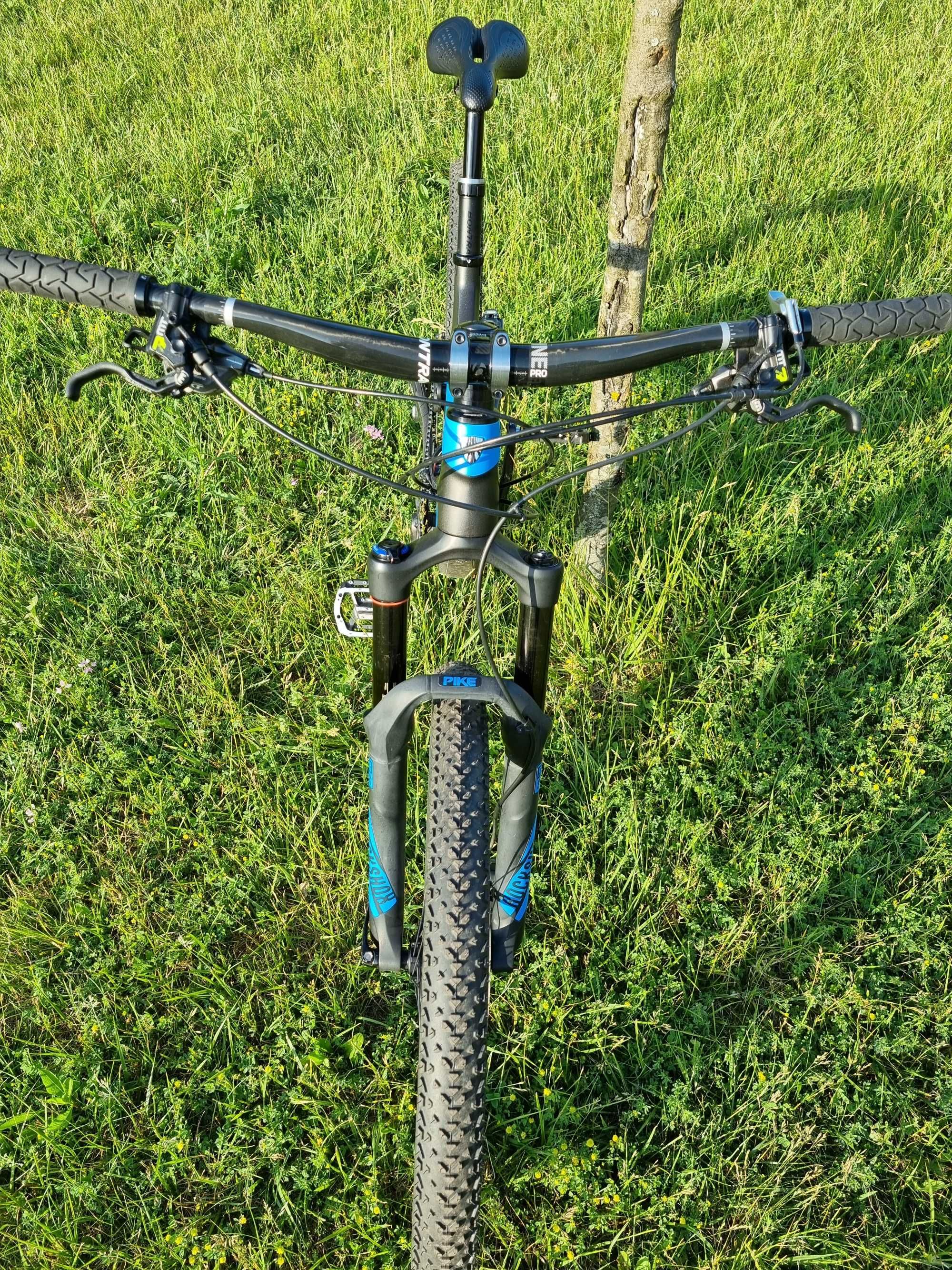 Trek Remedy 9.8 carbon 18,5" koła 27,5" rower full enduro trail